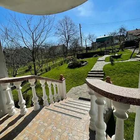 아파트 у михайла 트루스카베츠