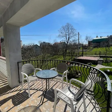 아파트 у михайла 트루스카베츠